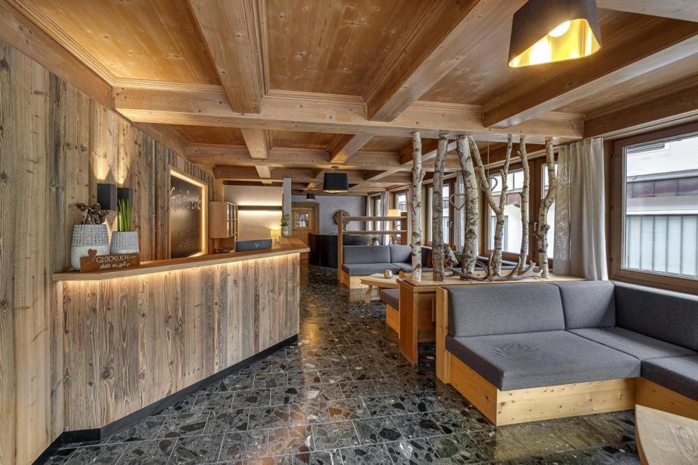 Apartment In Fuegen With A Shared Wellness Exterior photo